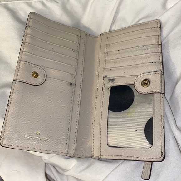 Kate Spade Wallet - Picture 2 of 6